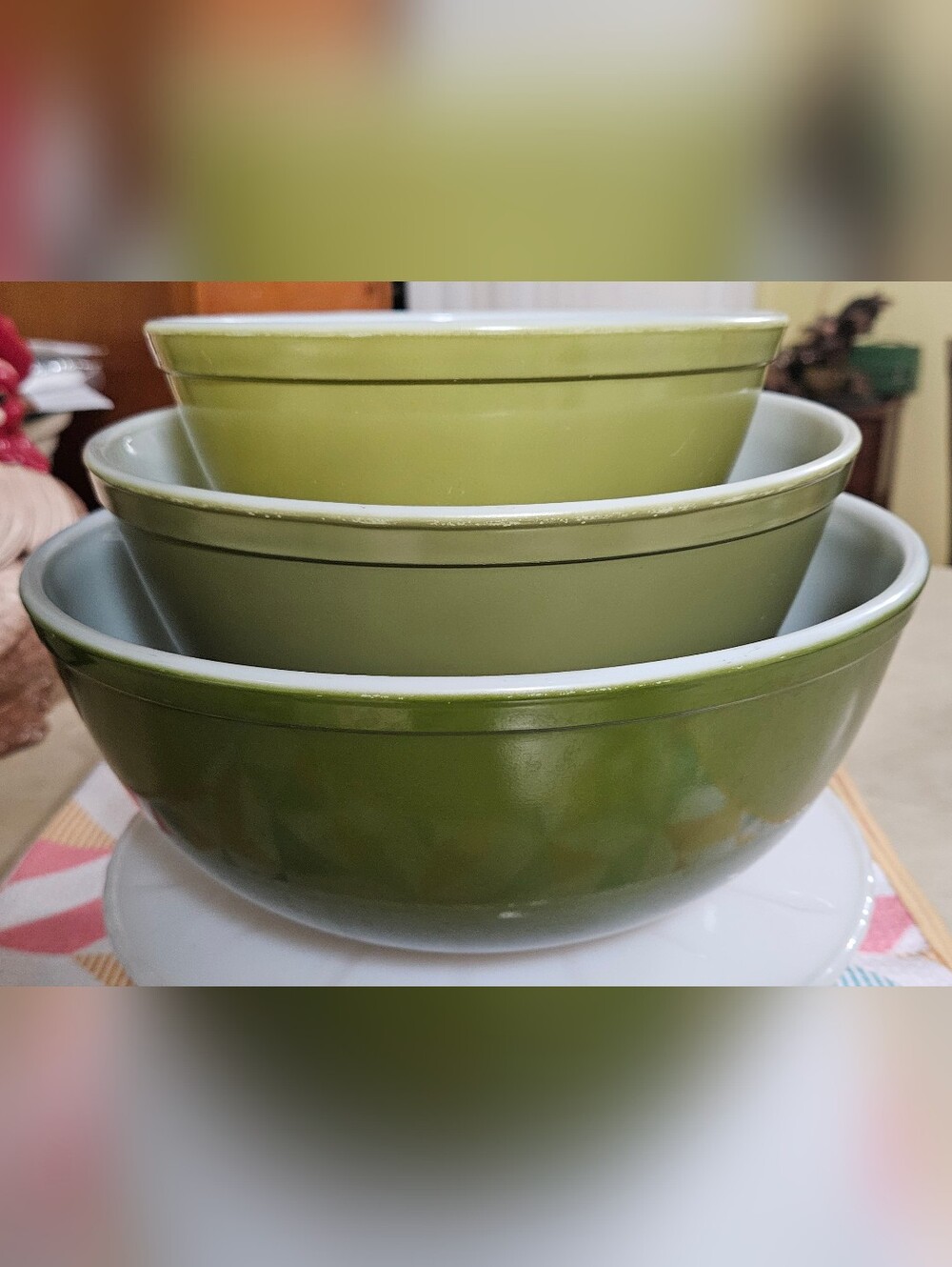 Pyrex Verde Mixing Bowls